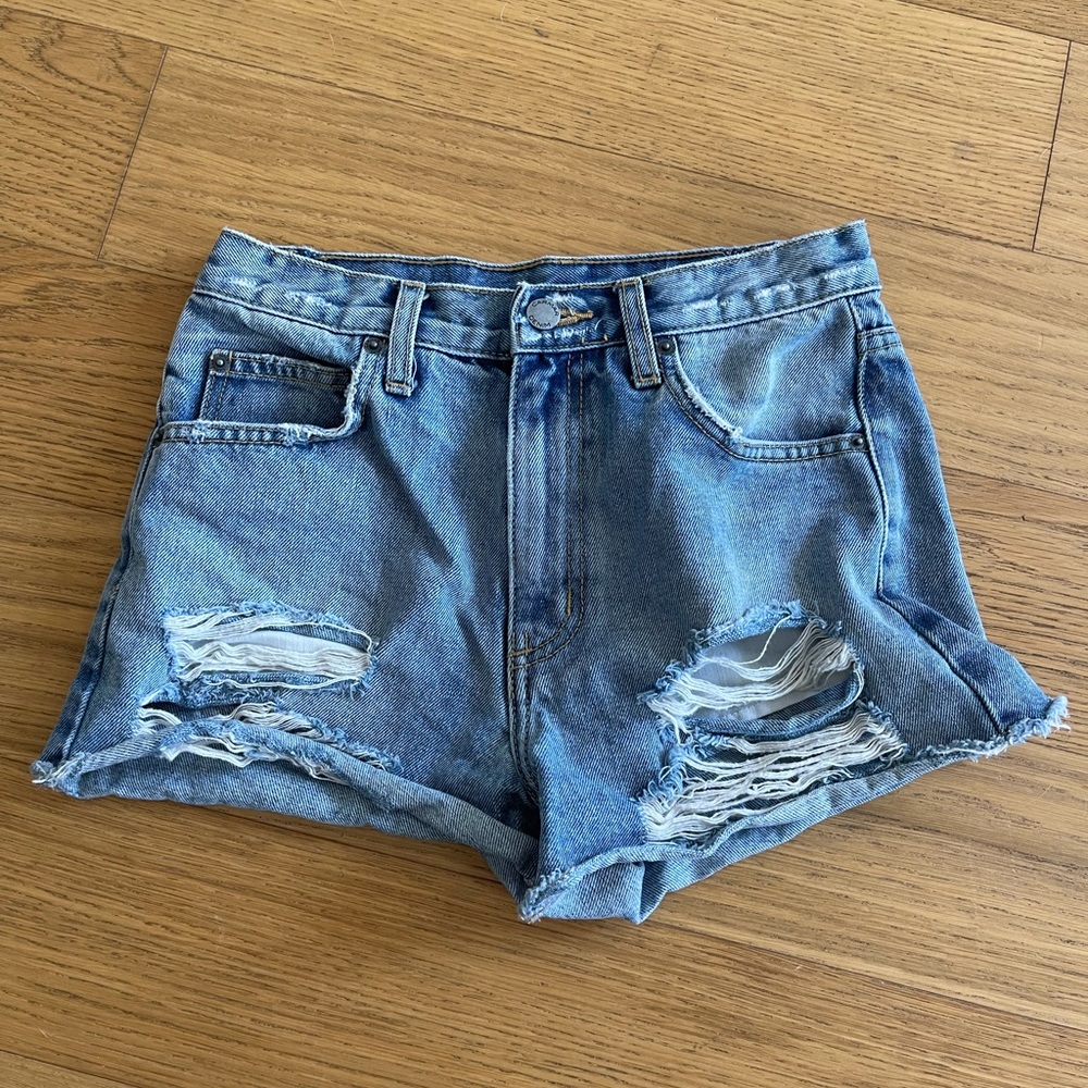 Carmar Paris Hi Rise Destroyed Short